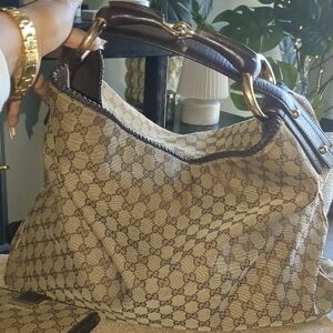 🤎🤎GUCCI Beige and Brown Monogram Bag, Wallet Included VERY GOOD CONDITION🤎